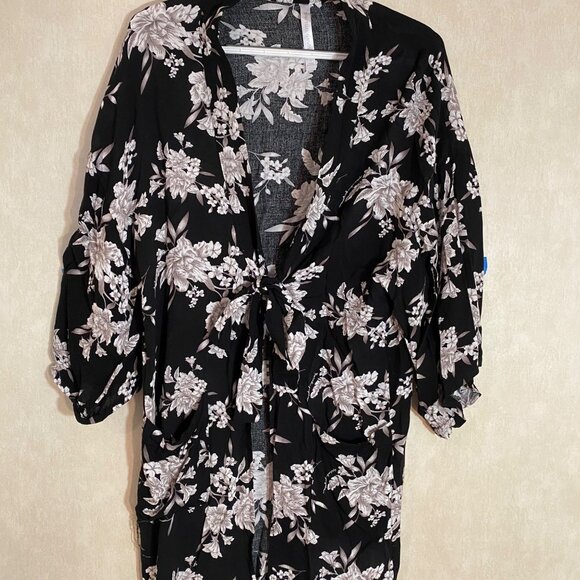 Spiritual Gangsta With Tie Front OS Black & White floral pattern - Picture 1 of 8